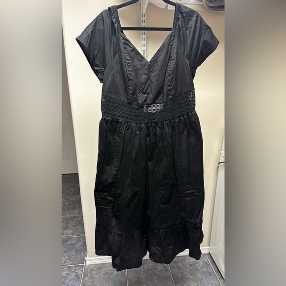 Torrid Dresses sizes 1 & 2 - Picture 7 of 8